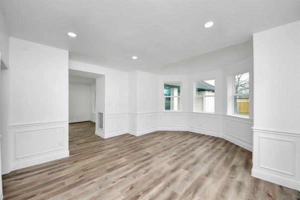 Empty room, Interior, Recessed Lighting, Wood Texture Flooring