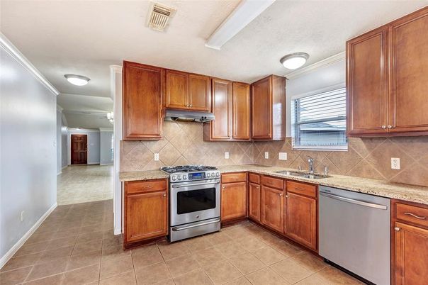 Interior, Kitchen, Stainless Steel Appliances