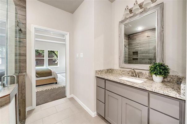 Bathroom, Bedroom, Glass Shower, Interior, Recessed Lighting