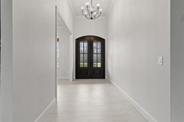 Chandelier, Interior, Wood Texture Flooring