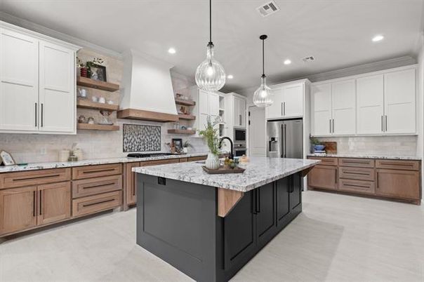 Interior, Kitchen, Pendant Lights, Recessed Lighting, Stainless Steel Appliances