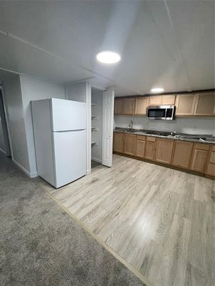 Interior, Kitchen, Recessed Lighting, Wood Texture Flooring