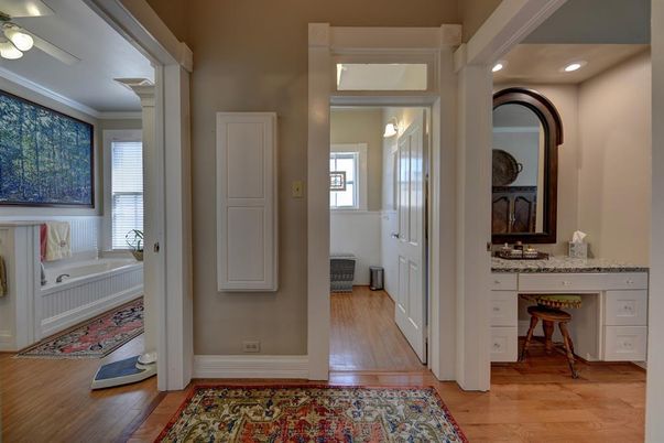 Bathroom, Interior, Recessed Lighting, Wood Texture Flooring