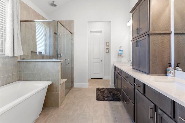 Bathroom, Dual Sink Vanities, Free Standing Baths, Glass Shower, Interior