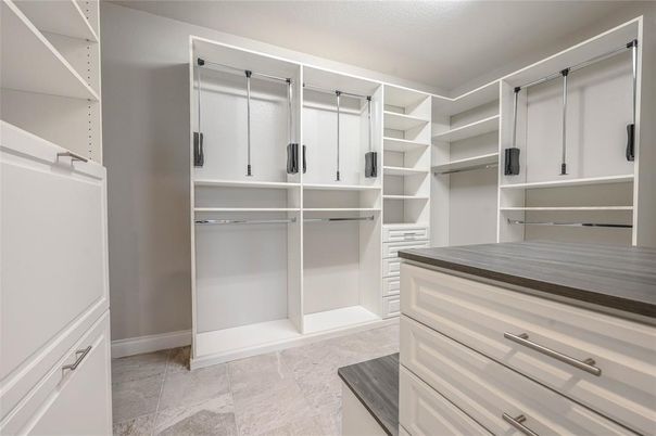 Interior, Walk-in Closets