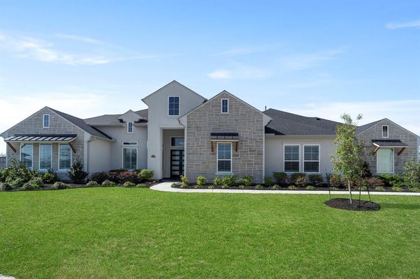 Backyard, Exterior, Facade, Brick Traditional