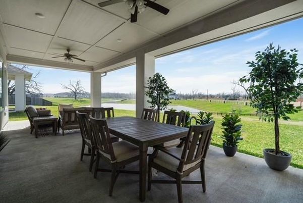 Dining room, Interior, Recessed Lighting