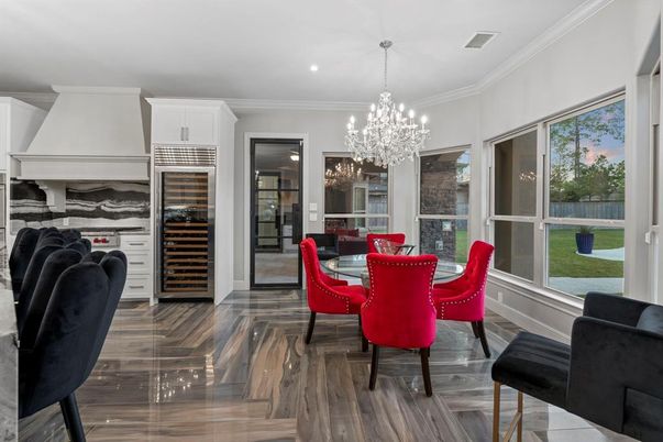 Chandelier, Dining room, Interior, Recessed Lighting, Wood Texture Flooring