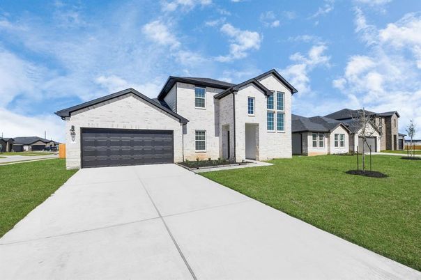 Attached, Backyard, Exterior, Facade, French Provincial