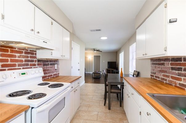 Dining room, Interior, Kitchen, Recessed Lighting, Stone Walls