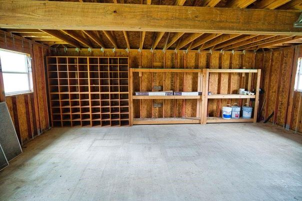 Empty room, Interior, Wooden Beams, Wooden Ceilings, Wooden Walls