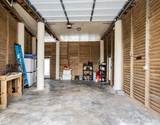 Garage, Interior, Wooden Walls