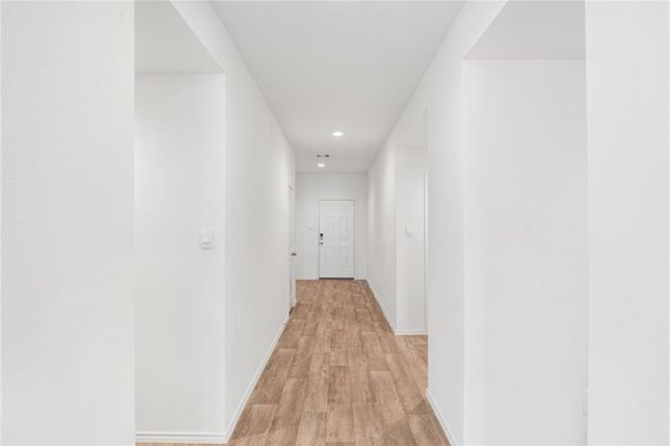 Interior, Recessed Lighting, Wood Texture Flooring