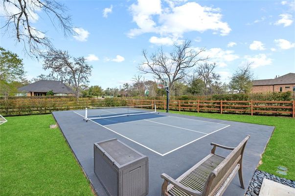 Exterior, Tennis Courts