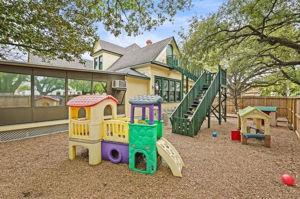 Backyard, Exterior, Playground