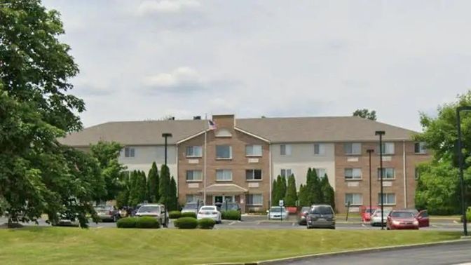 Backyard, Exterior, Facade, Condo Building