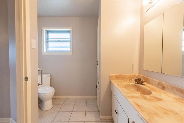 Bathroom, Interior