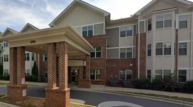 Exterior, Facade, Brick Facade, Rowhouse
