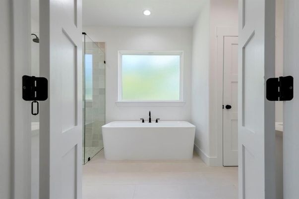 Bathroom, Free Standing Baths, Glass Shower, Interior, Recessed Lighting
