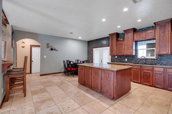 Dining room, Interior, Kitchen, Recessed Lighting