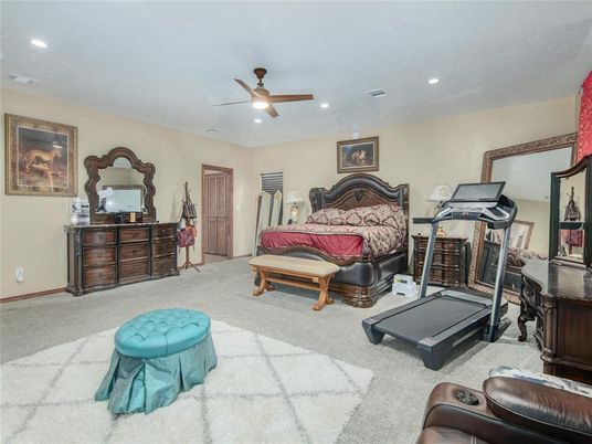 Bedroom, Fitness Equipment, Interior, Recessed Lighting
