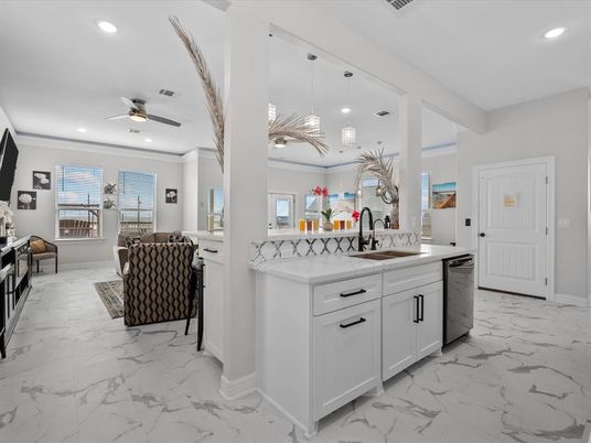Interior, Kitchen, Marble, Pendant Lights, Recessed Lighting