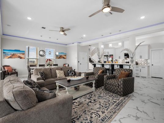Interior, Kitchen, Living room, Marble, Pendant Lights, Recessed Lighting