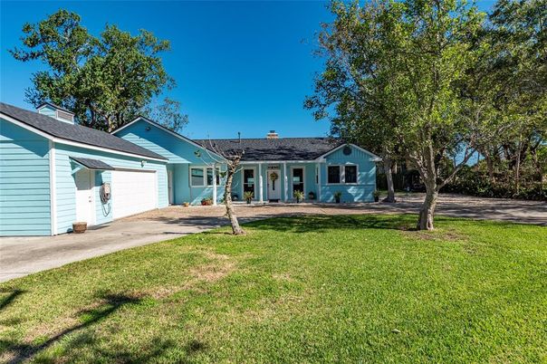 Attached, Backyard, Exterior, Facade, Ranch