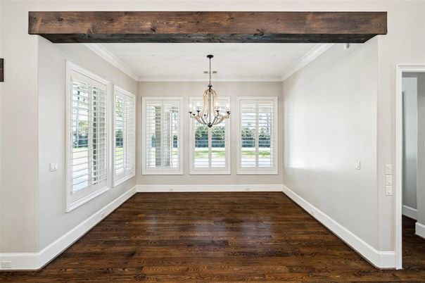 Chandelier, Empty room, Interior, Wooden Beams, Wood Texture Flooring