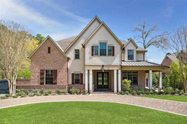 Exterior, Facade, Brick Facade, Brick Traditional