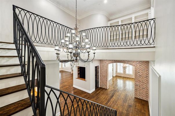 Chandelier, Interior, Wood Texture Flooring