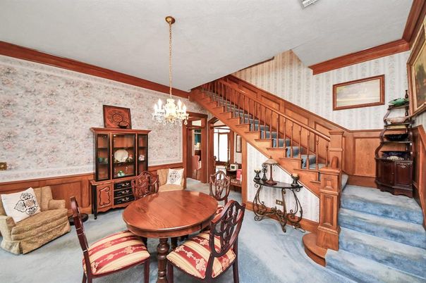 Chandelier, Dining room, Interior