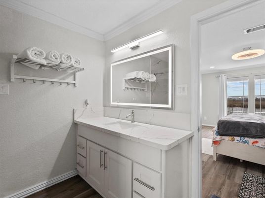 Bathroom, Interior, Recessed Lighting, Wood Texture Flooring
