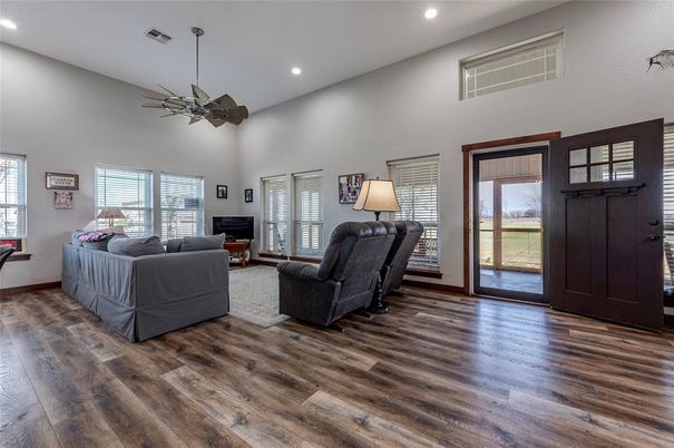 Interior, Living room, Recessed Lighting, Wood Texture Flooring