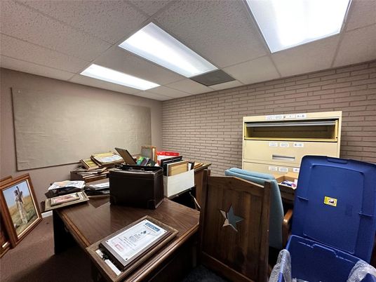 Home Office, Interior, Recessed Lighting, Stone Walls