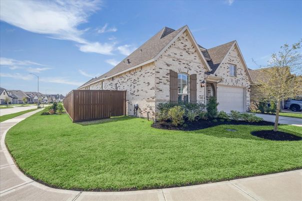 Attached, Exterior, Facade, Brick Facade, Tudor Revival