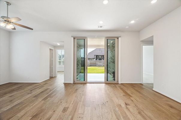 Empty room, Interior, Recessed Lighting, Wood Texture Flooring