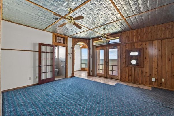 Empty room, Interior, Wooden Walls