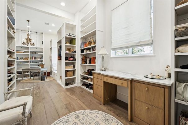 Chandelier, Home Office, Interior, Recessed Lighting, Walk-in Closets, Wood Texture Flooring