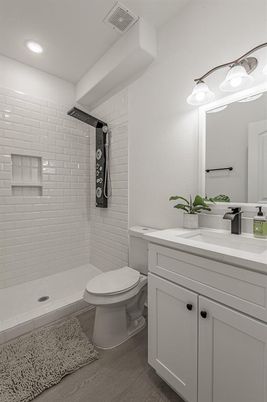 Bathroom, Interior, Recessed Lighting, Wood Texture Flooring