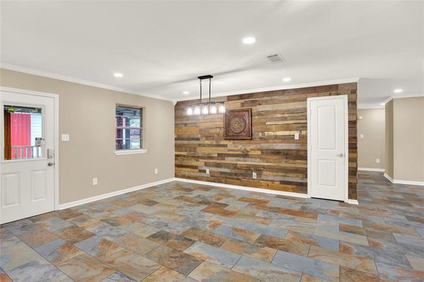 Empty room, Interior, Pendant Lights, Recessed Lighting, Wooden Walls
