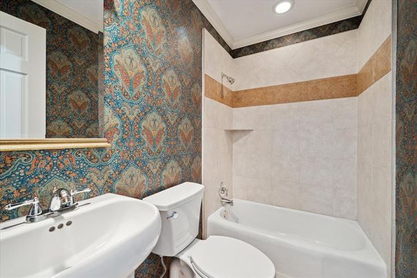 Bathroom, Interior, Recessed Lighting