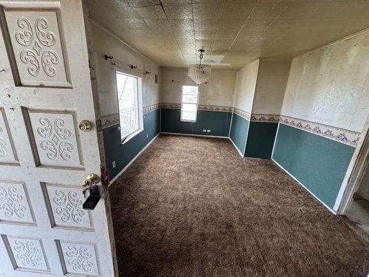 Chandelier, Empty room, Interior
