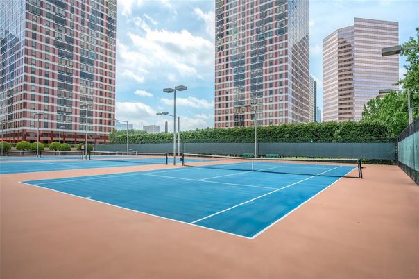 Exterior, Tennis Courts