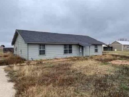 Backyard, Exterior, Facade, Cape Cod