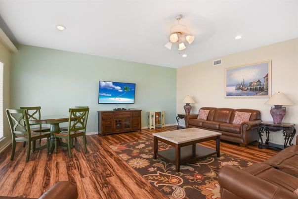 Dining room, Interior, Living room, Recessed Lighting, Wood Texture Flooring