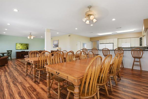 Dining room, Interior, Kitchen, Recessed Lighting, Wood Texture Flooring
