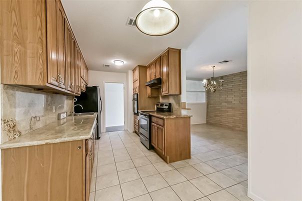 Chandelier, Interior, Kitchen, Pendant Lights, Stone Walls