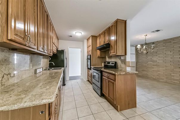 Chandelier, Interior, Kitchen, Stone Walls