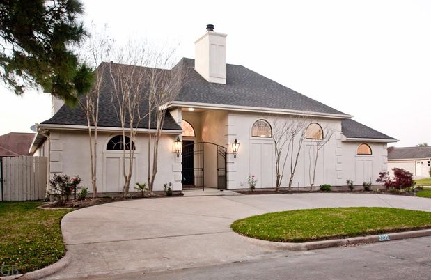 Exterior, Facade, French Provincial